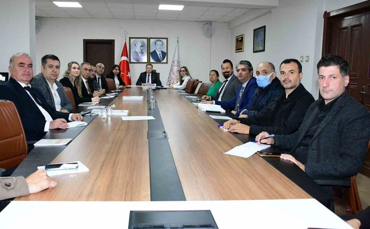 Eskişehir'de 4. ESGES Sempozyumu öncesi 19 okul müdürüne toplantı yapıldı