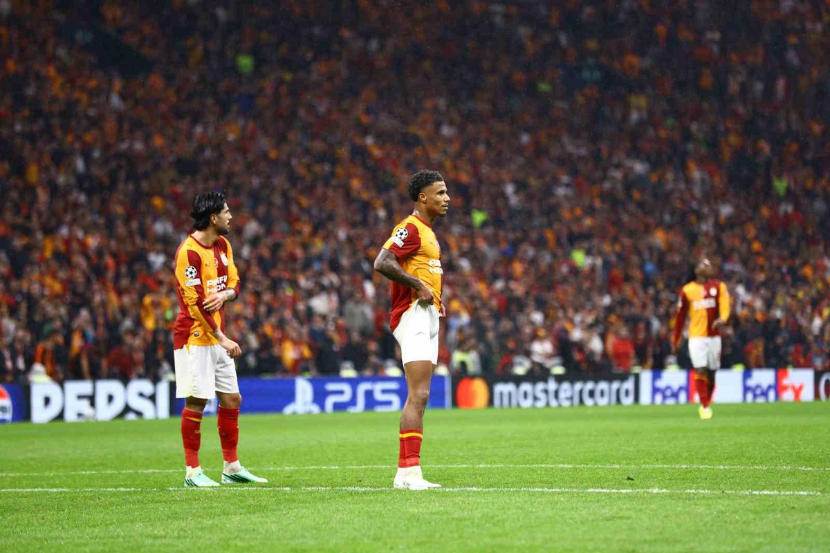 Galatasaray, Şampiyonlar Ligi'nde Barcelona'ya 4-1 yenilerek 2. mağlubiyetini aldı