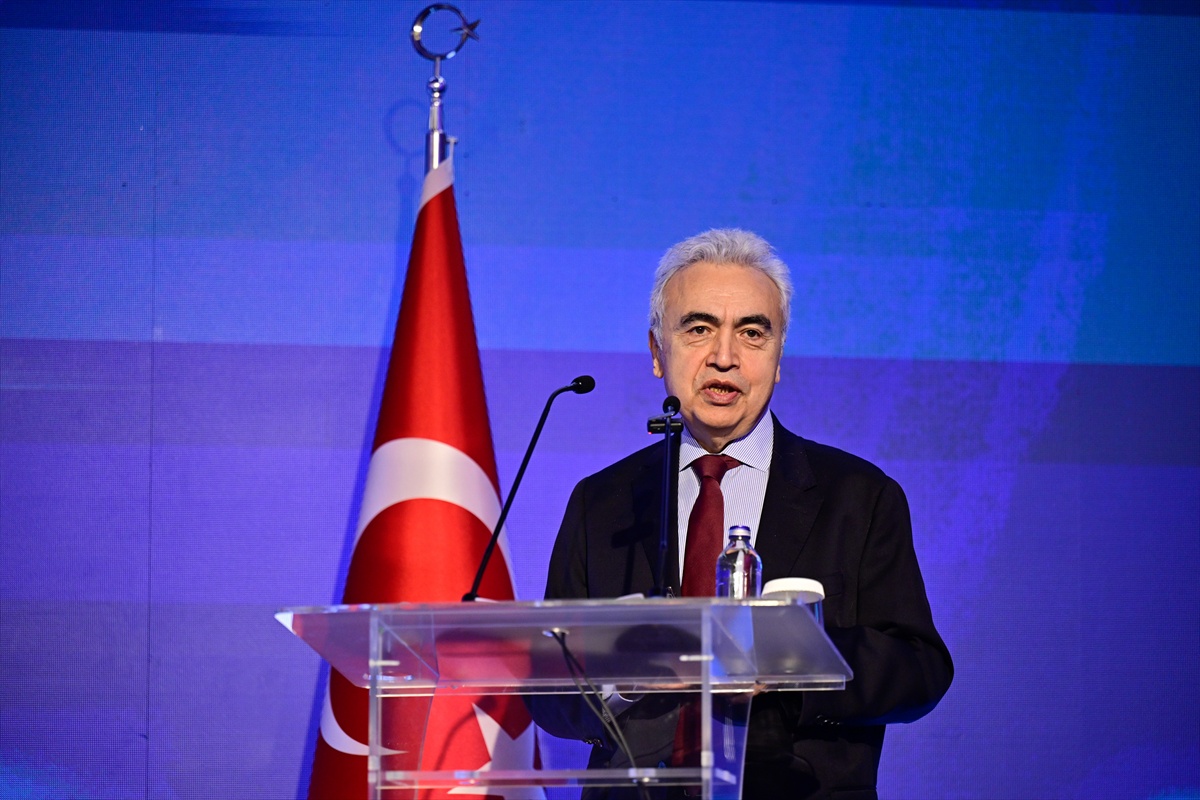 IEA Başkanı Birol, Avrupa'nın rekor düşük gaz rezerviyle kışa girdiğini söyledi