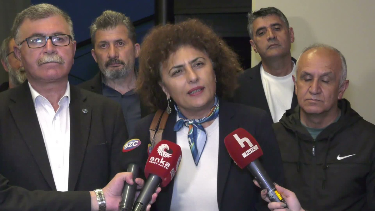 KESK, kayyum atanan Halk TV'nin Ankara Temsilciliği'ne dayanışma ziyaretinde bulundu