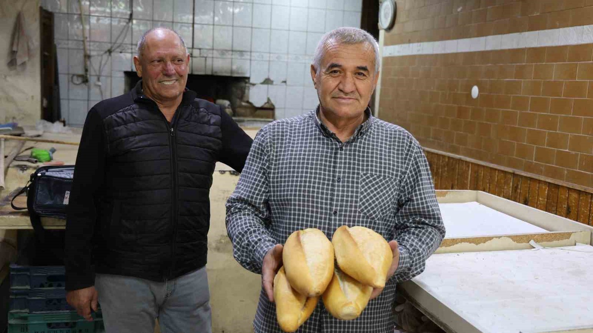 Kırşehir'de ekmeğe zam! 12 TL'lik ekmek 15 TL oldu, fırıncılar yine de yetersiz buldu