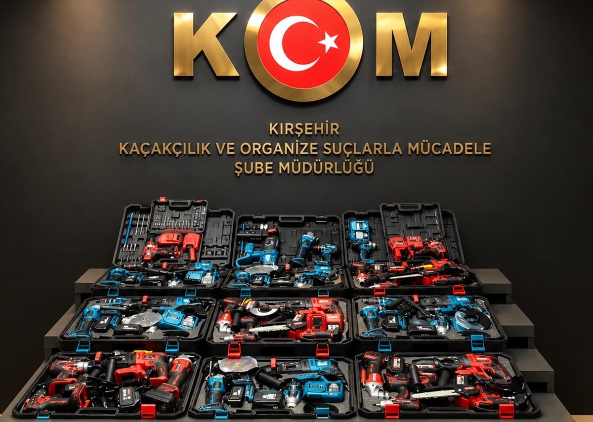 Kırşehir'de otomobilde 88 gümrük kaçağı matkap ve testere parçası bulundu