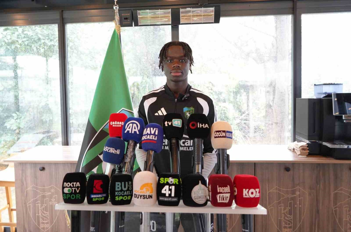 Kocaelispor, Göztepe maçı hazırlığını sürdürdü; Susoho Beşiktaş maçını değerlendirdi