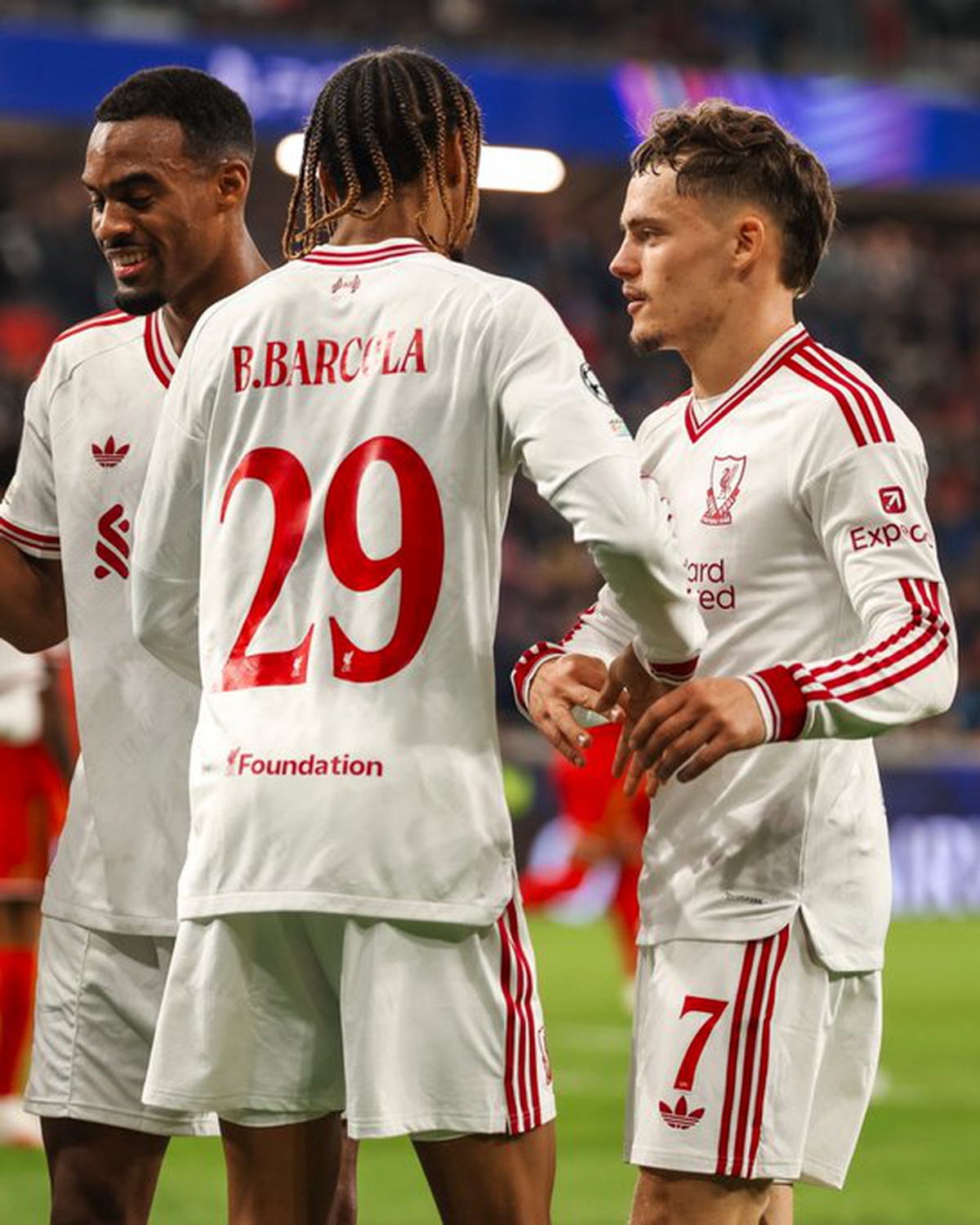 Liverpool, UEFA Şampiyonlar Ligi'nde LASK Linz'i deplasmanda 6-3 mağlup etti