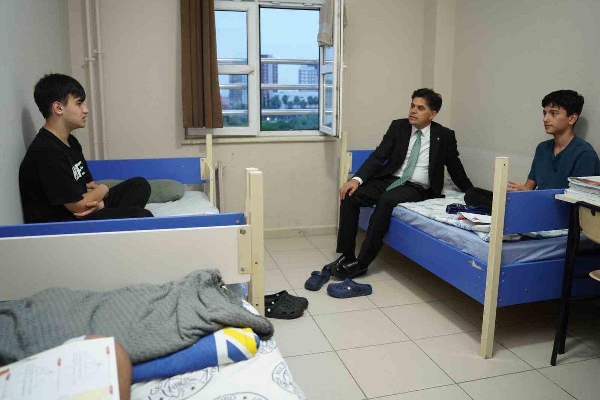 Mersin'de il ve ilçe milli eğitim yöneticileri pansiyonları eş zamanlı ziyaret etti