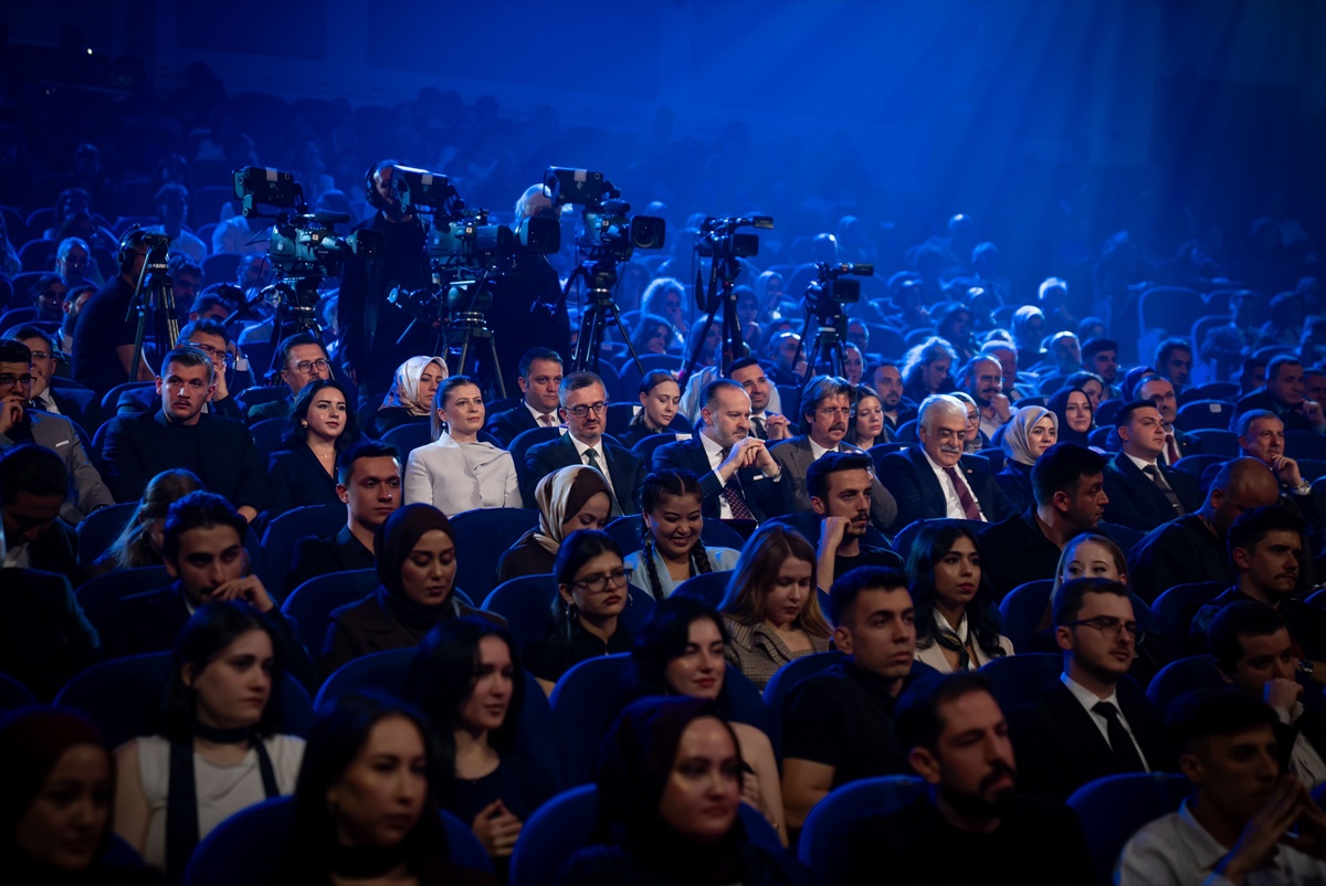 TRT'nin ''Geleceğin İletişimcileri Yarışması''nda ödüller sahiplerini buldu