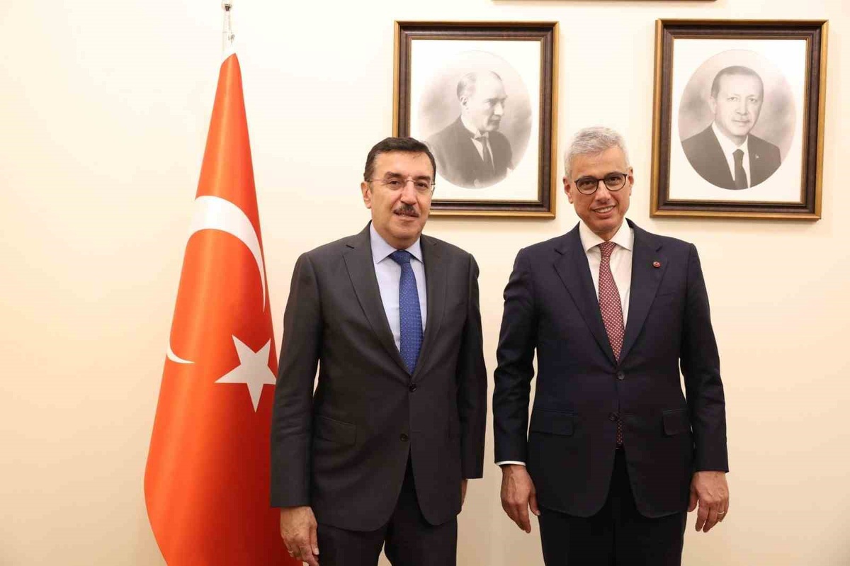 Tüfenkci, Bakan Memişoğlu ile Malatya Şehir Hastanesi'nin 2027 yatırım programını görüştü