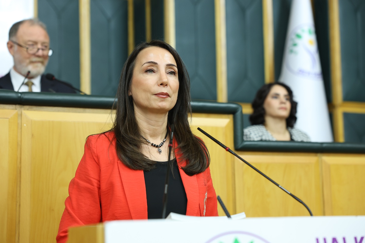 Tülay Hatimoğulları Halk TV'ye atanan kayyımın derhal geri çekilmesini istedi