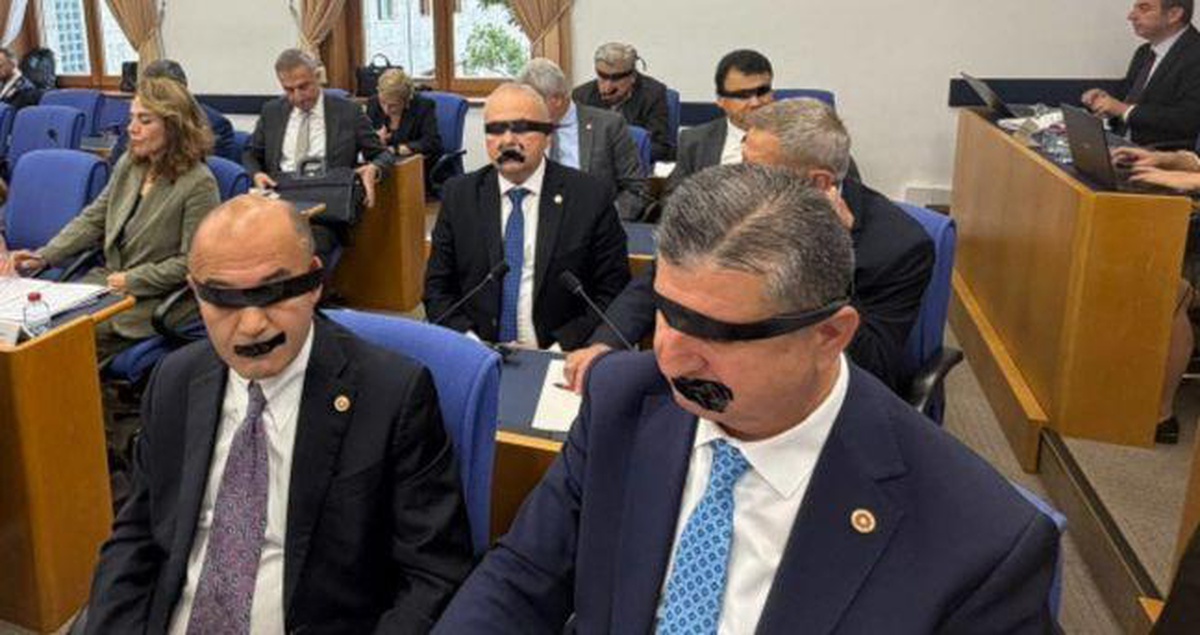 Yeni Parti siyah bant eylem olayı nedir? Yeni Parti siyah bant eylemini neden yapıyor?