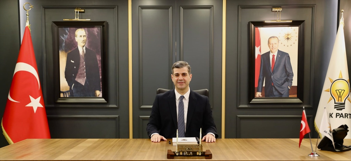 AK Parti Adana İl Başkanı Özkan, sağanak sonrası altyapı sorunlarına tepki gösterdi