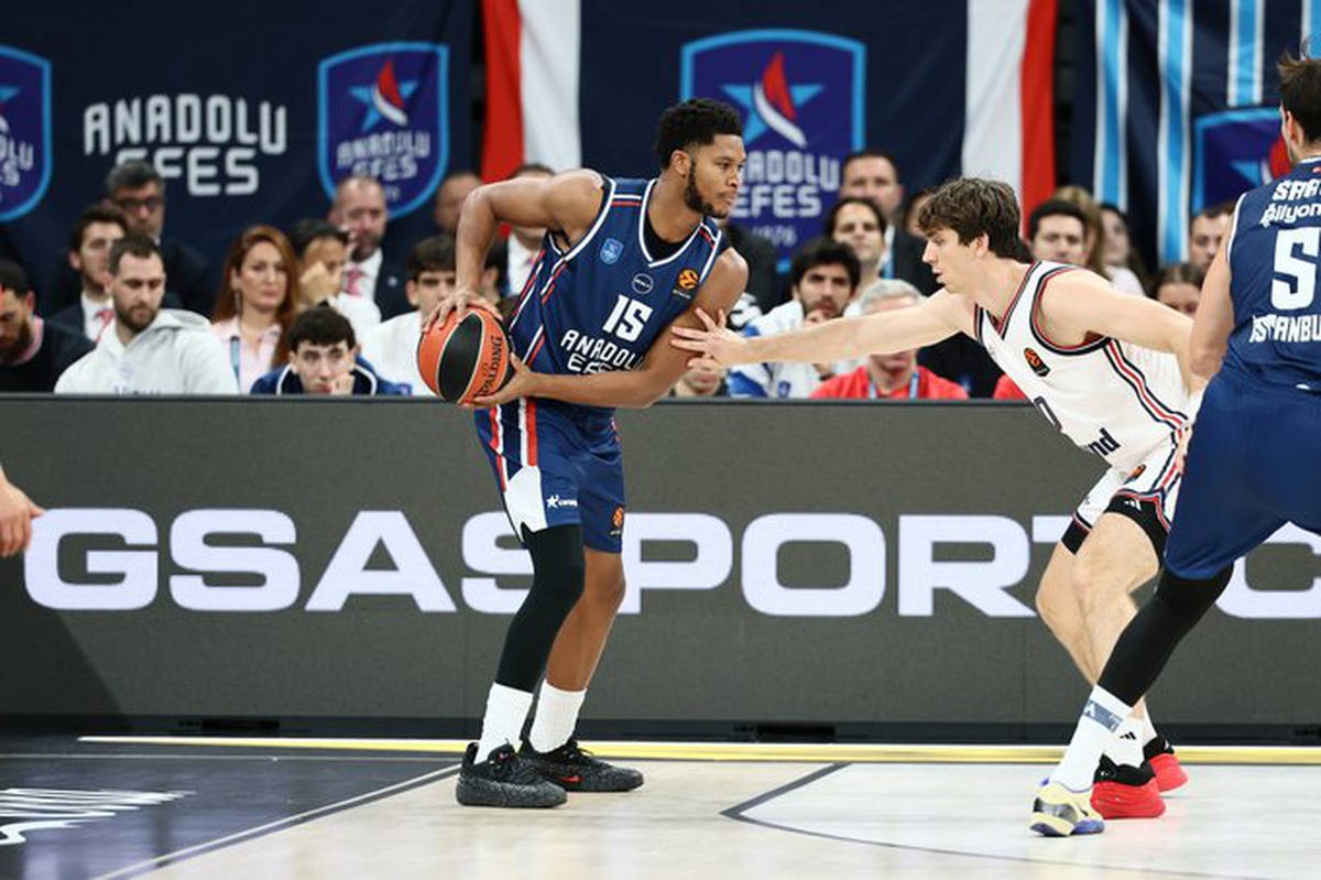 Anadolu Efes, Bayern Münich'e evinde 93-101 yenilerek üst üste 3. mağlubiyetini aldı