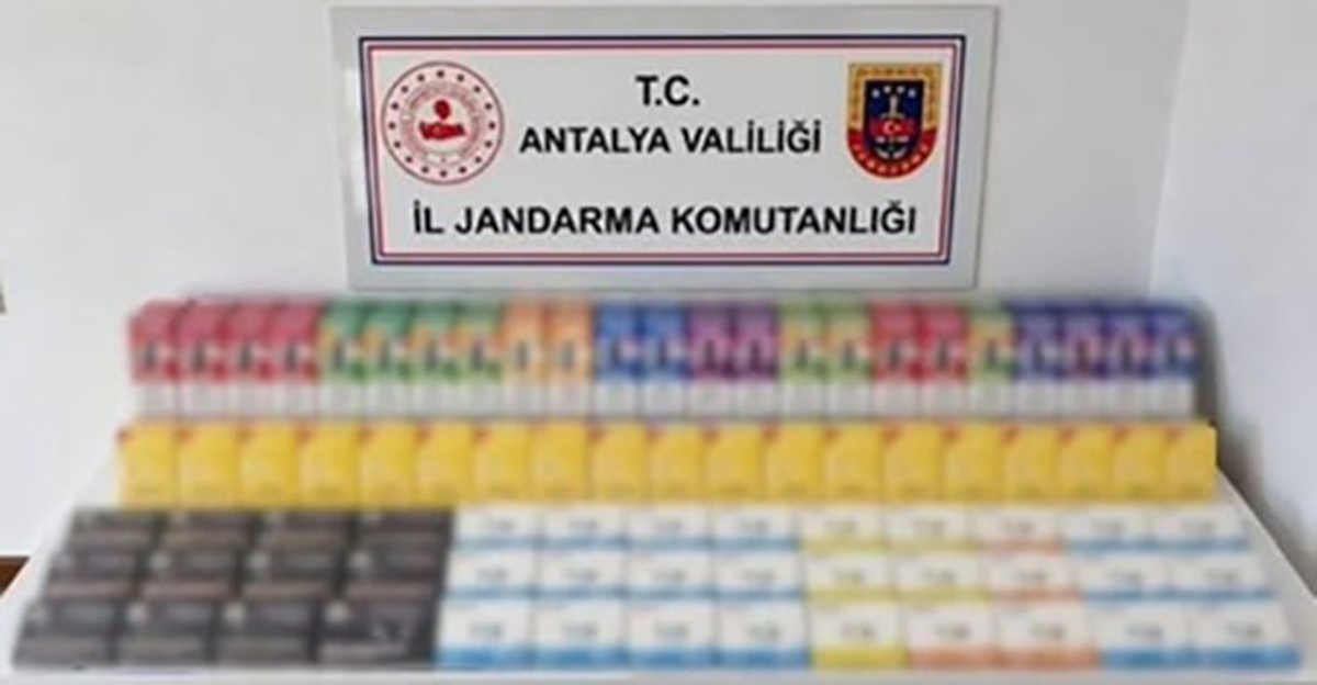 Antalya'da Aksu ve Alanya operasyonunda 750 paket ısıtılmış tütün ele geçirildi