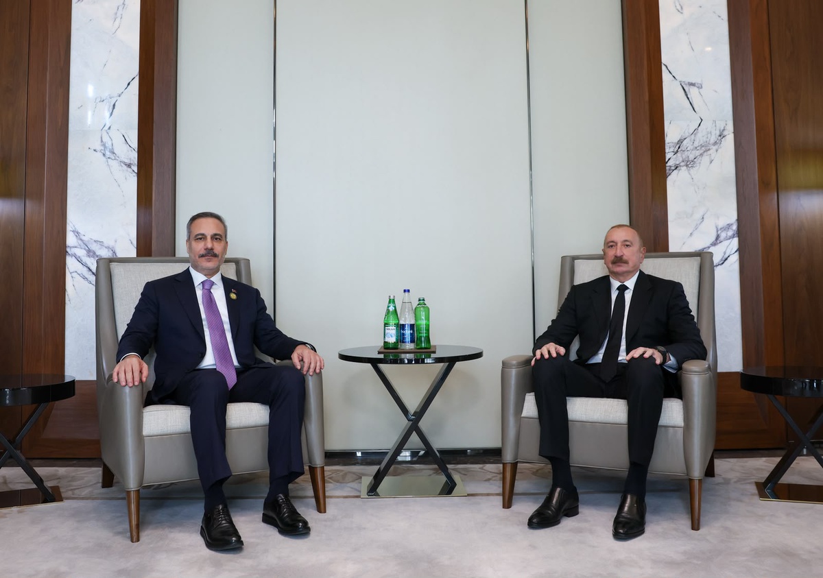 Azerbaycan Cumhurbaşkanı Aliyev, Bakü'de Dışişleri Bakanı Fidan'ı kabul etti