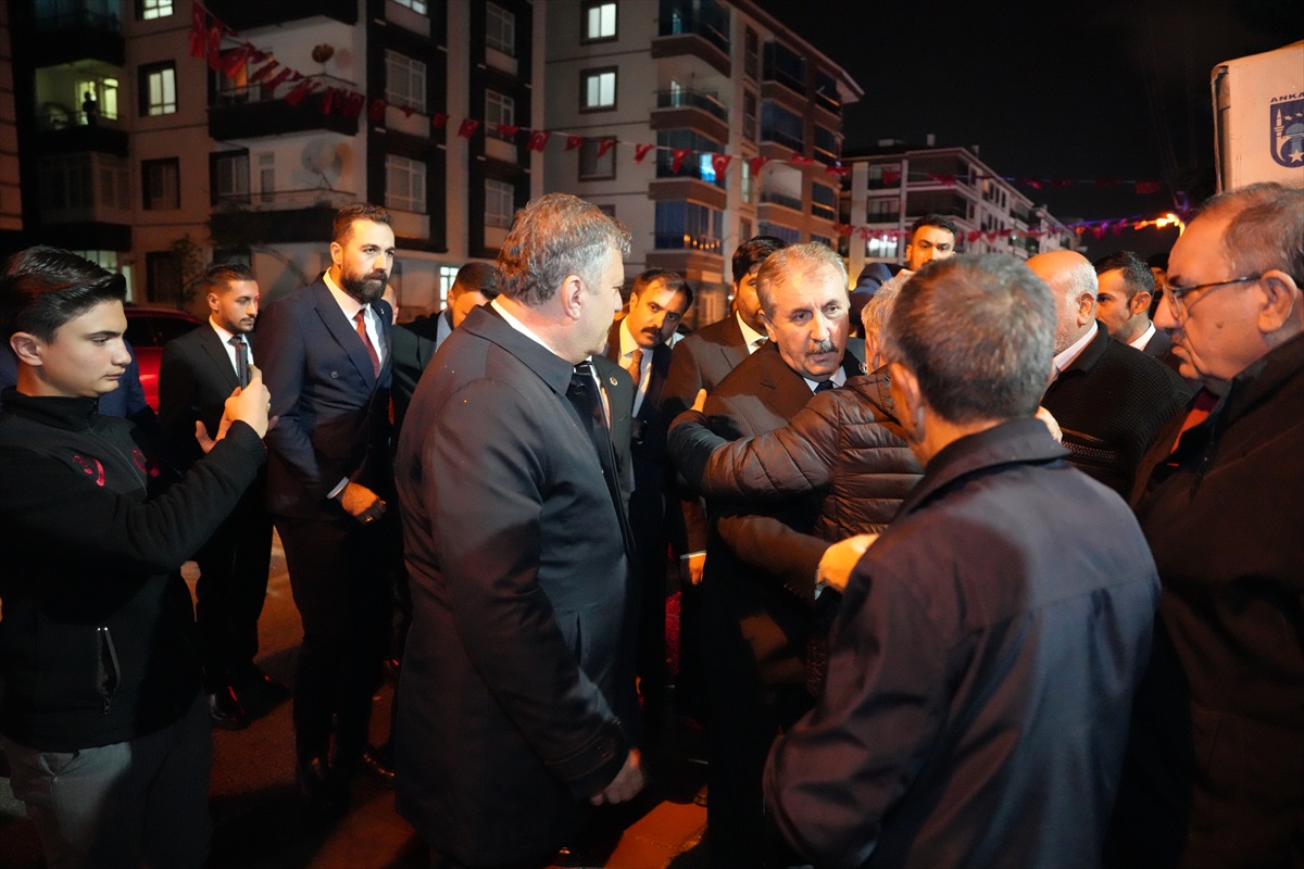 BBP Genel Başkanı Destici'den şehit polis memuru Türkoğlu'nun ailesine taziye ziyareti
