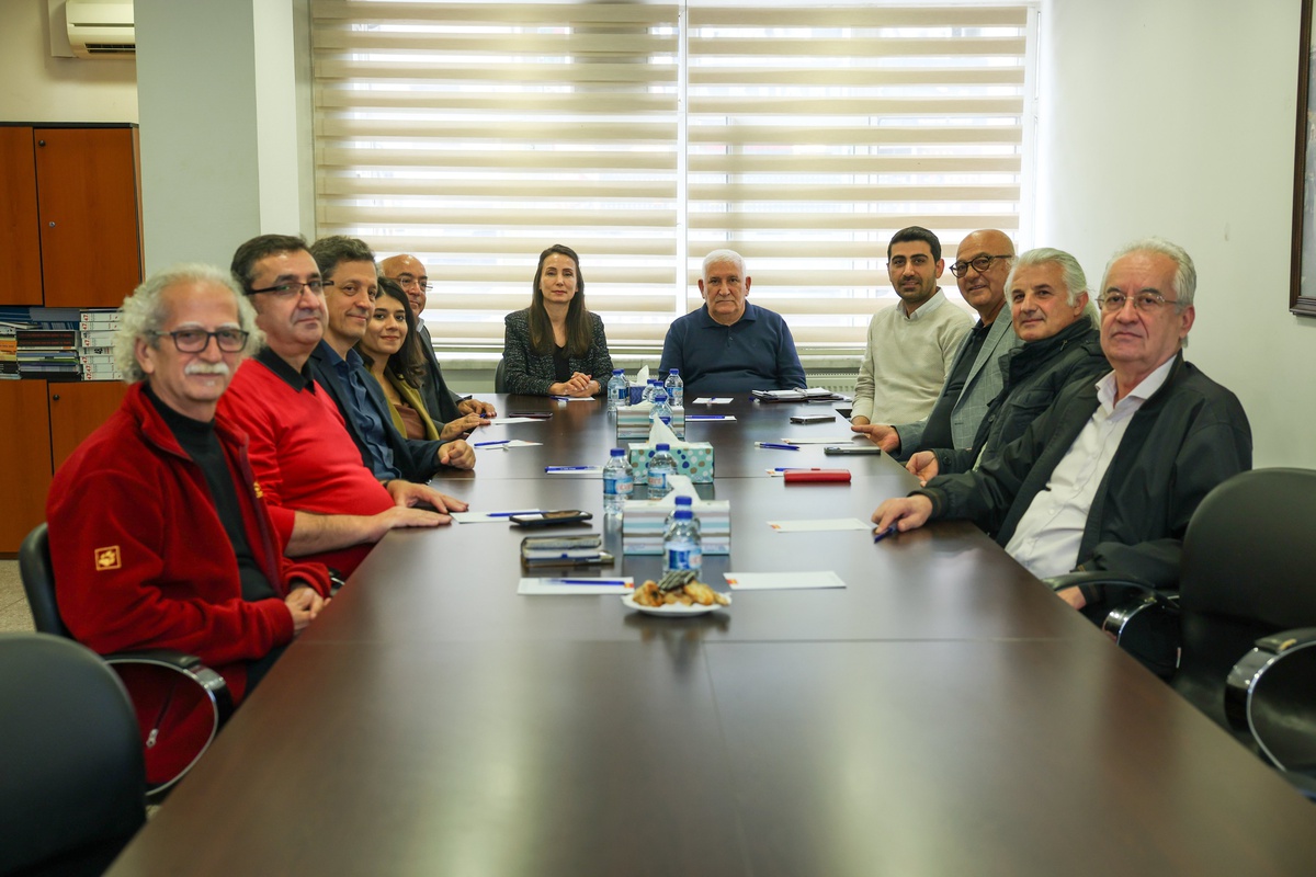 DEM Partili Hatimoğulları, TMMOB'da 2027 bütçesini ve toplumsal sorunları görüştü
