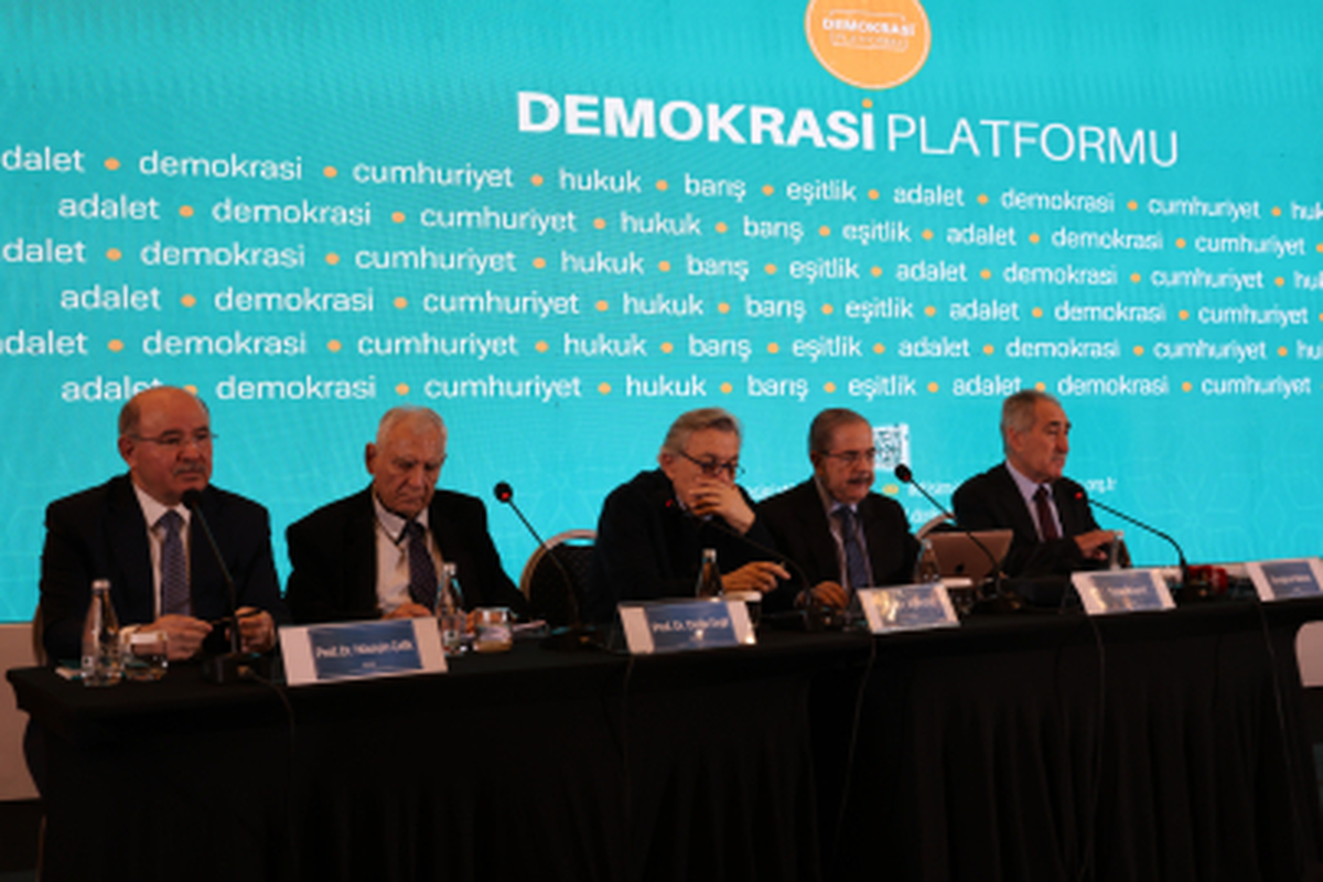Demokrasi Platformu, Halk TV'ye kayyım atanmasına son verilmesini istedi