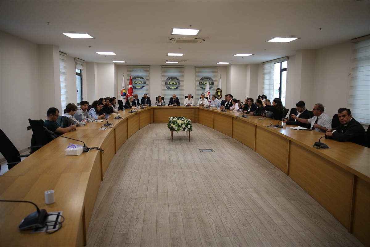 Ermenistan-Türkiye Medya Otobüsü heyeti Diyarbakır'da DTSO'ya ilk ziyaretini yaptı