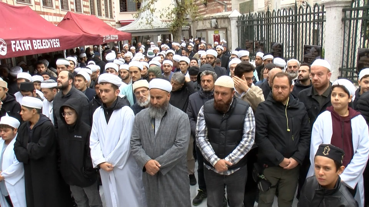 Fatih'te elektrik akımına kapılan 14 yaşındaki çocuğun cenazesi Düzce'ye uğurlandı