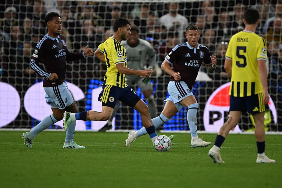Fenerbahçe'de 6 farklı mağlubiyete rağmen alkışlar Oğuz Aydın'a