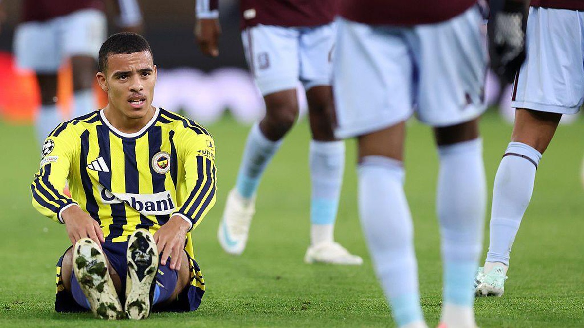 İngiliz basını Fenerbahçe'nin Aston Villa'ya 6-0 yenilgisini manşetlere taşıdı