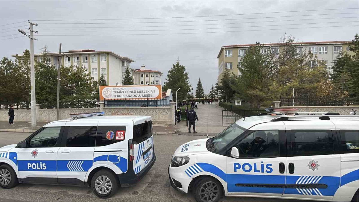 Karaman'da okul çevresi denetiminde 404 kişi sorgulandı, 12 araca ceza kesildi