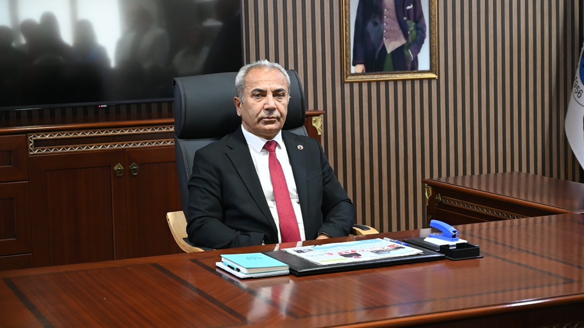 Kırıkkale Yahşihan'da tutuklanan başkan vekilinin yerine AK Parti'li Açıkgöz seçildi