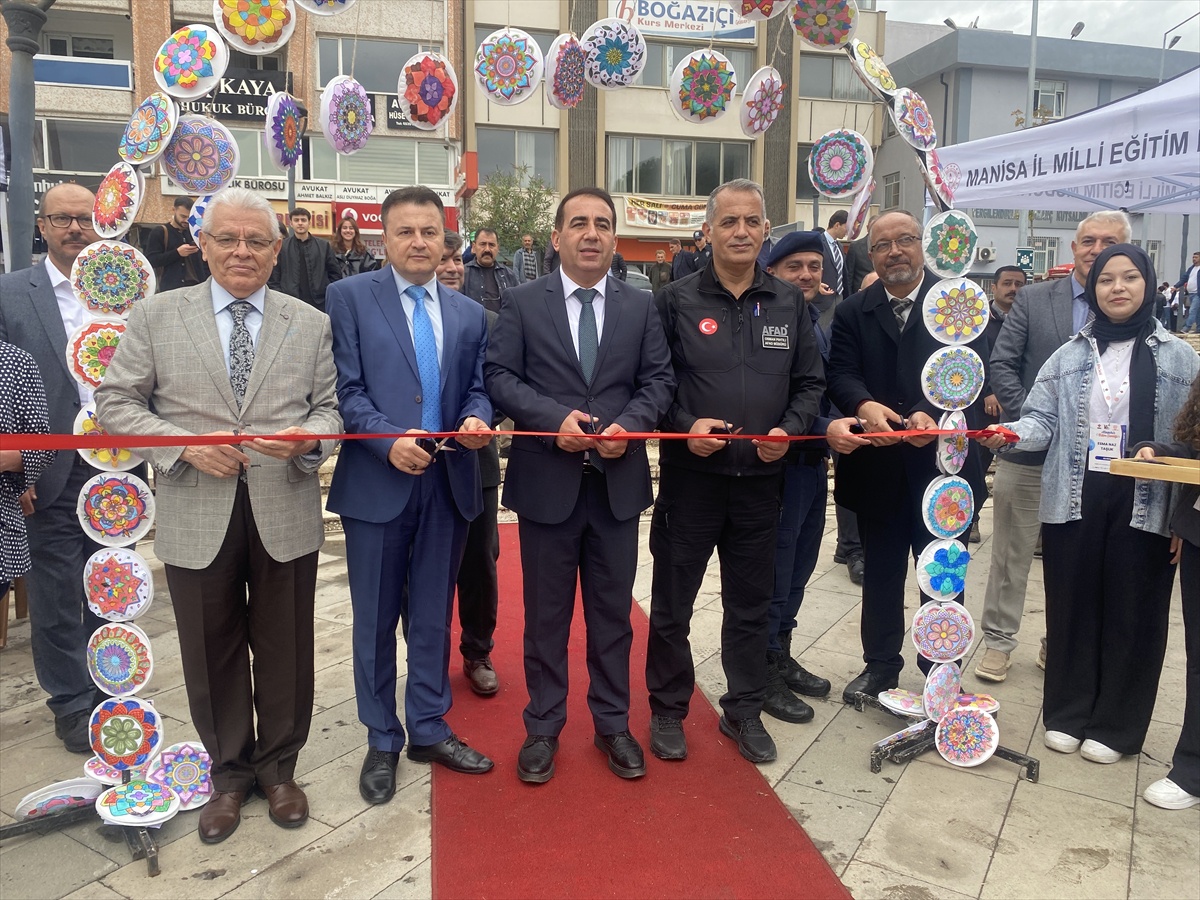 Manisa Alaşehir'de TÜBİTAK destekli 2. Alaşehir Bilim Şenliği 4 gün sürecek