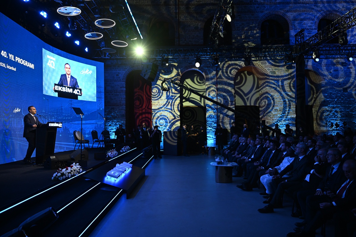 Sanayi ve Teknoloji Bakanı Kacır, Eksim Holding 40. Yıl Programı'nda konuştu: