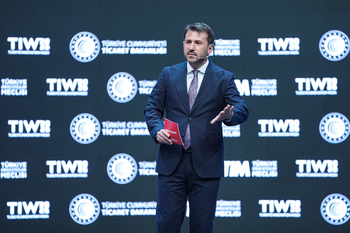 TIW26'da inovasyon ve girişimcilik ödülleri gençlere verildi