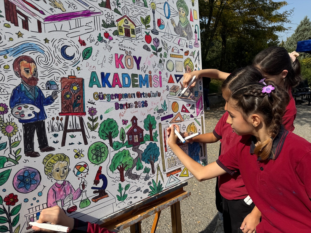 TÜBİTAK destekli projeyle Bartın'da köy okullarında bilim ve sanat kampları başladı