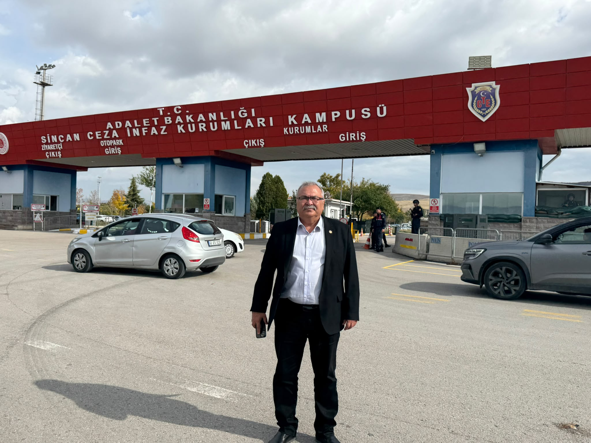 YENİ Parti Milletvekili Bülbül, Sincan Cezaevi'nde Özalper ve Tarakçı'yı ziyaret etti