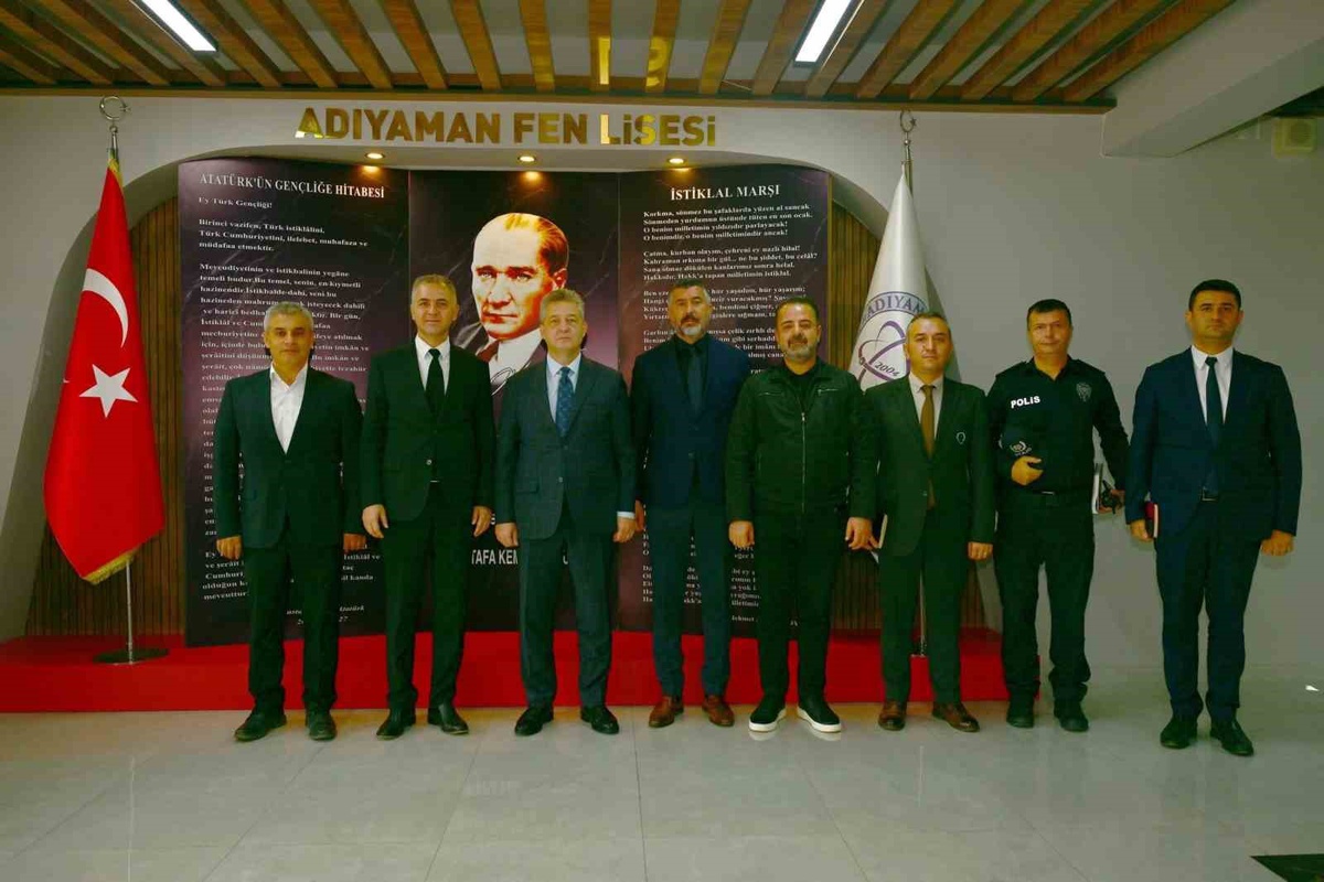Adıyaman İl Emniyet Müdürü Nazman, okul çevresinde görevli personeli denetledi