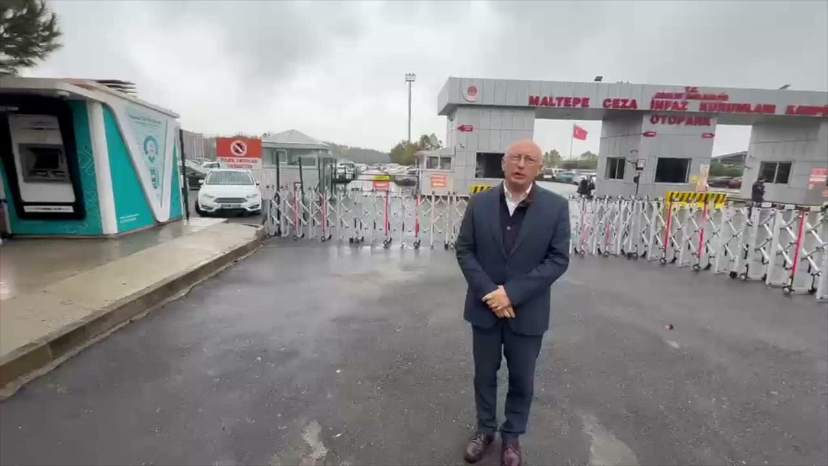 Çakırözer, tutuklu gazeteciler Sevinç ve Balcı için Maltepe'de özgürlük çağrısı yaptı