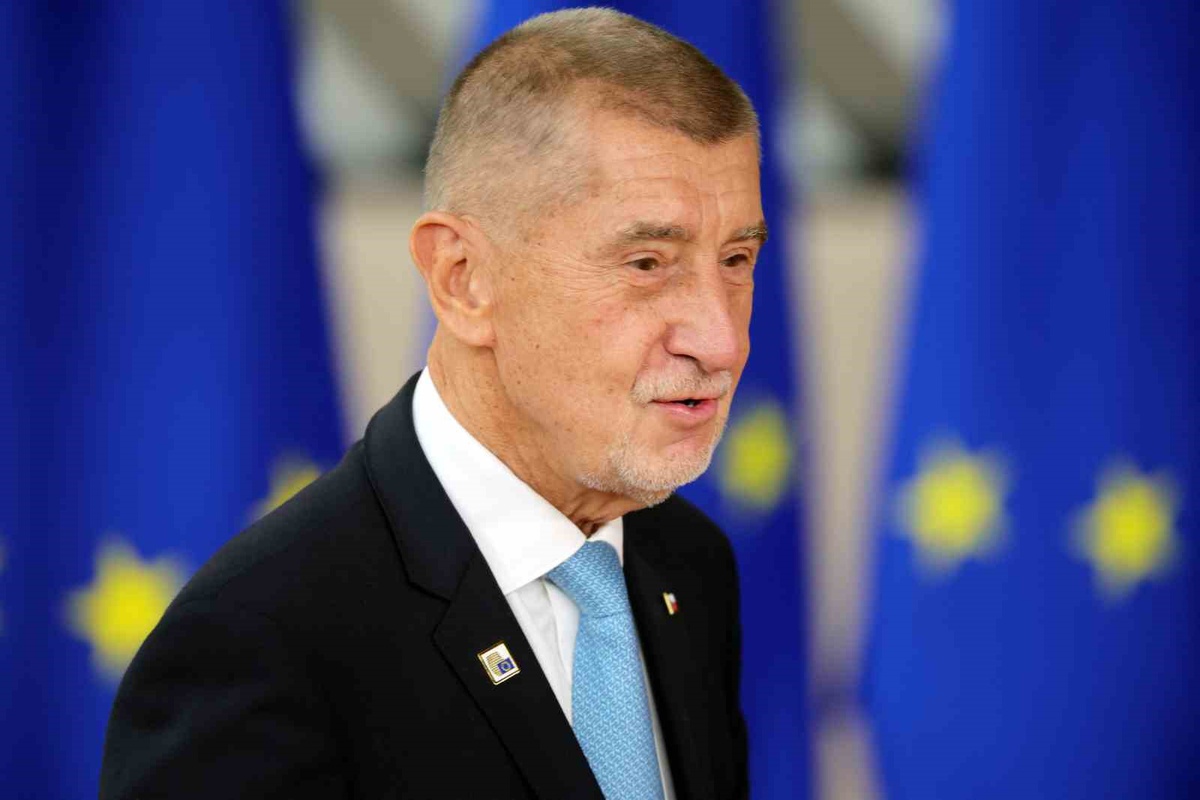 Çekya Başbakanı Babis, Trump'ı Rusya ile dizel anlaşması yüzünden ihanetle suçladı