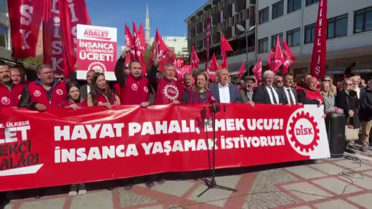 DİSK Başkanı Çerkezoğlu, 9 ayda işçiden 2 trilyon 254 milyar lira alındığını söyledi