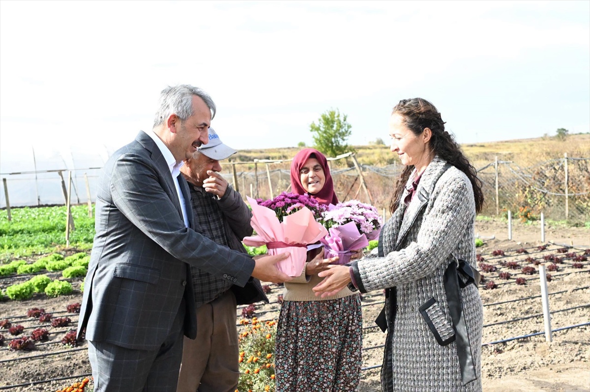 Edirne Valisi Sezer, Kadın Çiftçiler Günü'nde üretici kadınlarla buluştu
