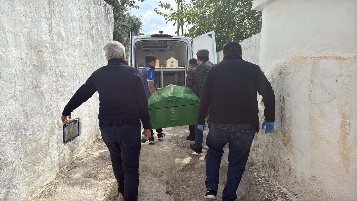 Muğla Menteşe'de yalnız yaşayan 76 yaşındaki adam sobadan sızan gazdan ölü bulundu