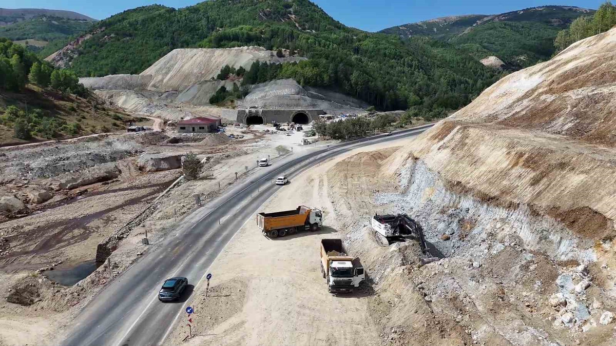 Sivas'taki Geminbeli Tüneli 13 yıla rağmen bitmedi, bu kez kasım ayı hedefi konuldu