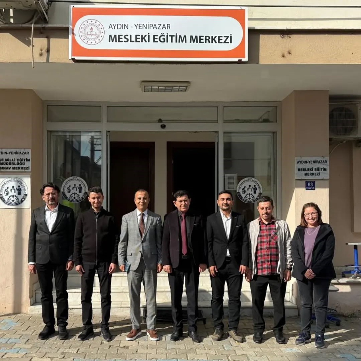 Yenipazar'da İlçe Milli Eğitim Müdürü Akyol, mesleki eğitim merkezini ziyaret etti