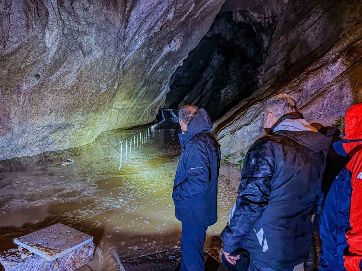 Zonguldak'ta yağış sonrası Vali Hacıbektaşoğlu inceleyip koordinasyon talimatı verdi