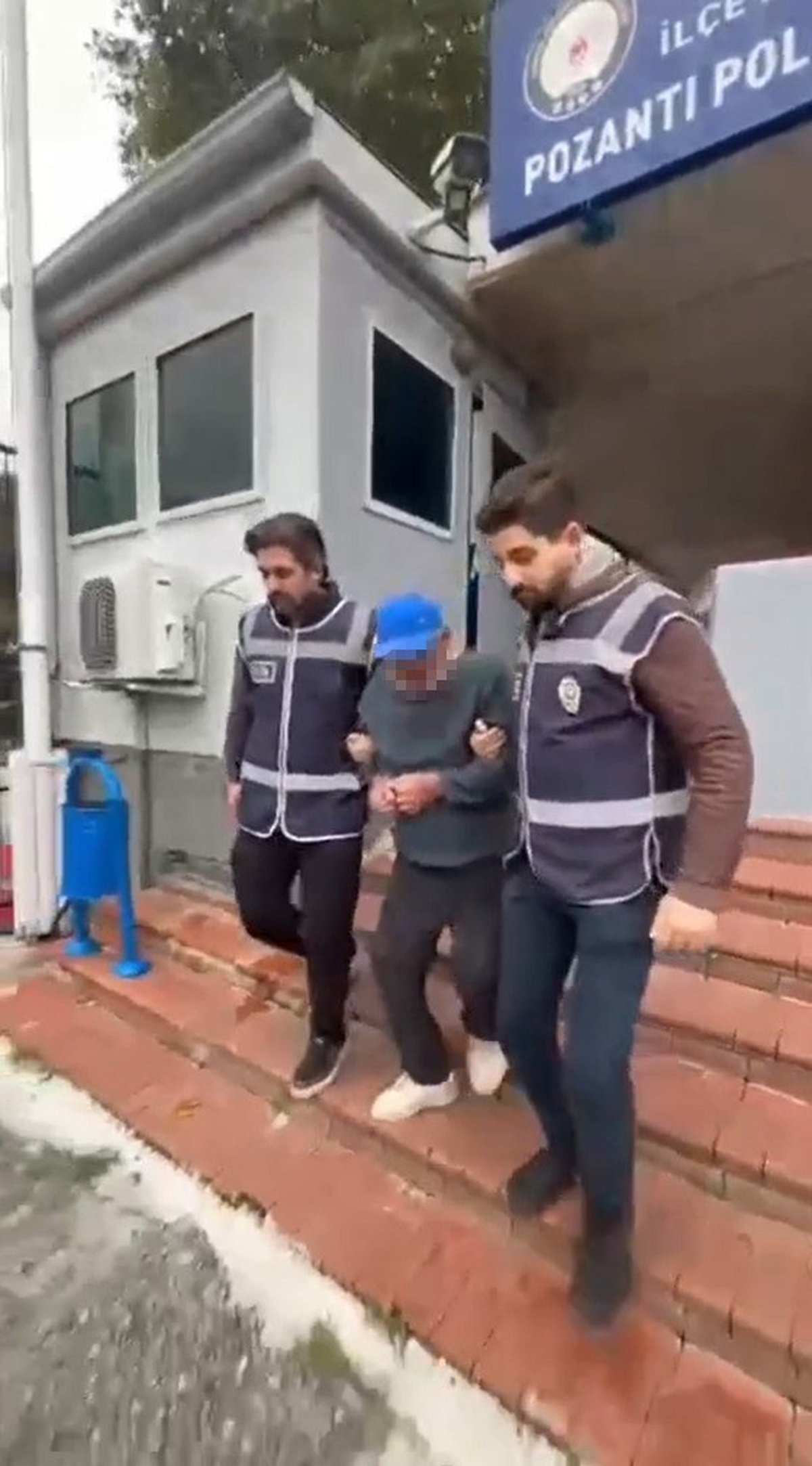 20 yıl 8 ay hapisle aranan şahıs Adana Pozantı'da çalıntı araçla yakalandı