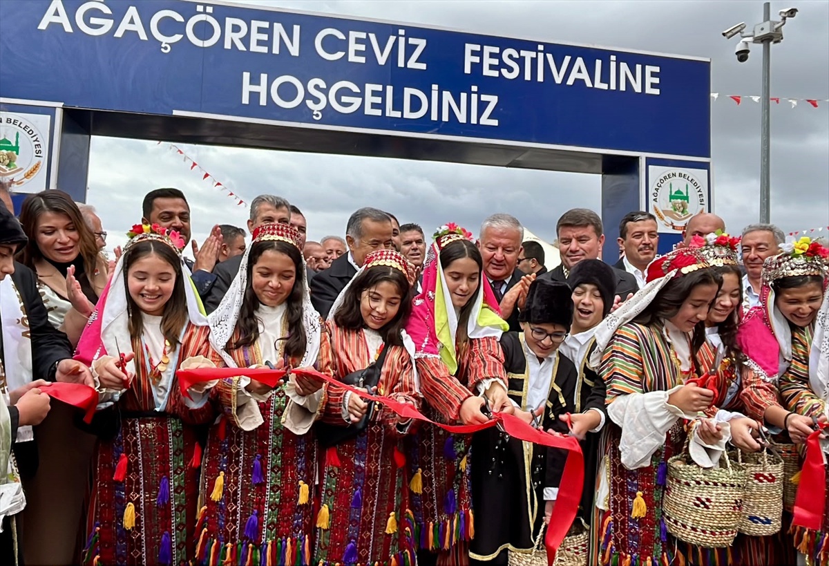 Aksaray'da 5. Geleneksel Ağaçören Ceviz Festivali hasatla açıldı