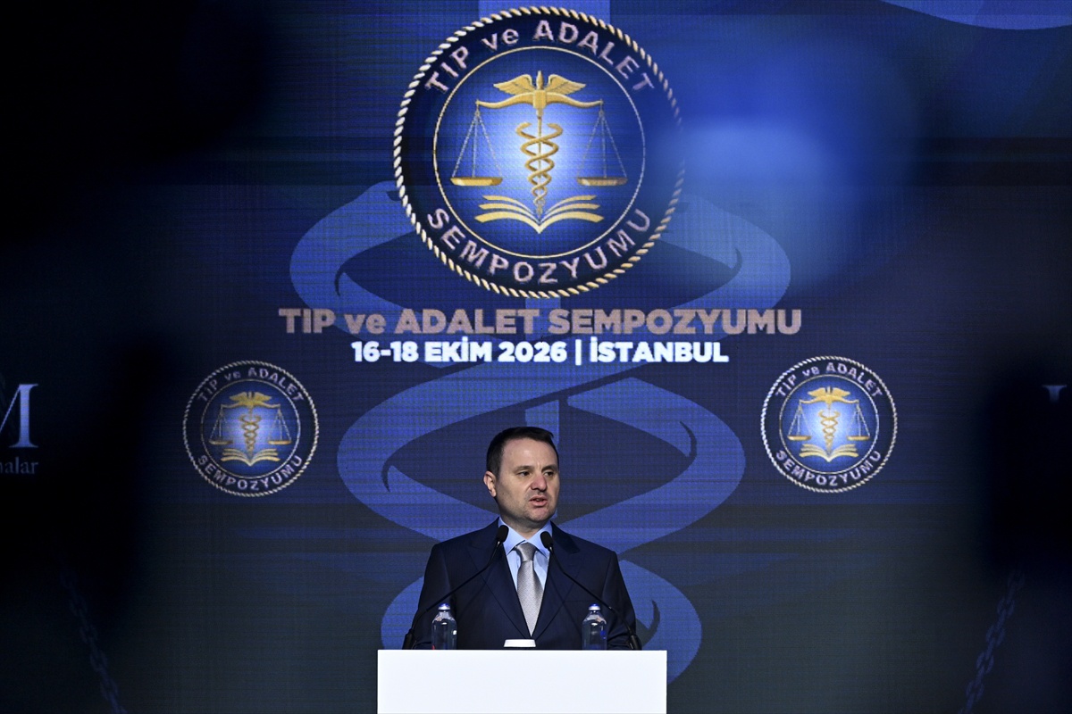 Bakan Gürlek, Tıp ve Adalet Sempozyumu'nda konuştu: