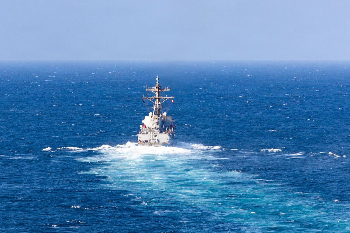 CENTCOM, deniz ablukasıyla İran'ın en az 25 milyar dolarlık petrol ihracatını engelledi