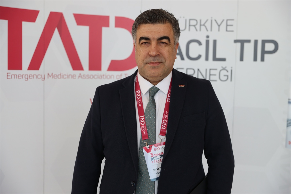 Dr. Erbil kritik hastalarda erken tanının hayatta kalma şansını artırdığını belirtti