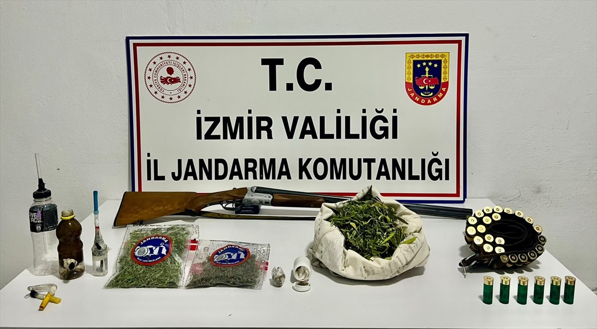 İzmir Menemen'de uyuşturucu operasyonunda 44 şüpheli gözaltına alındı