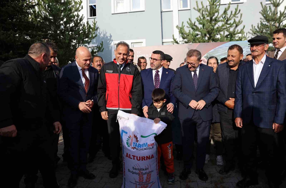 Kars’ta afetten etkilenen üreticilere 26 milyon liralık tarımsal destek
