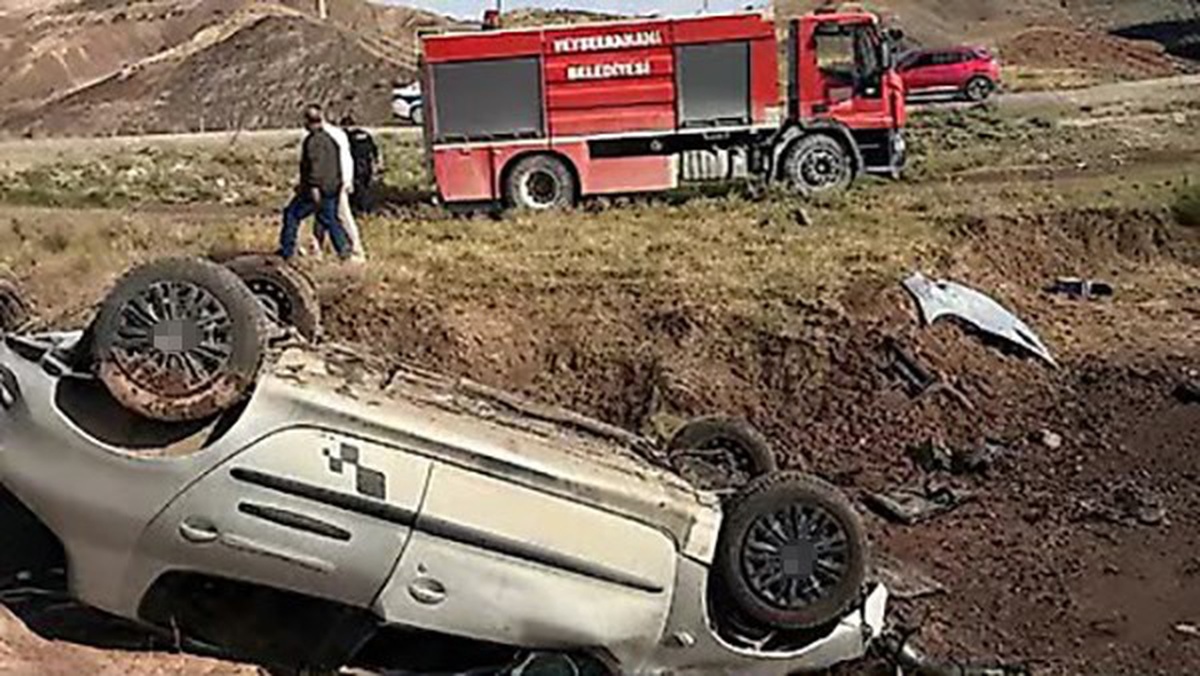 Siirt Baykan'da takla atan otomobilde aynı aileden 5 kişi yaralandı