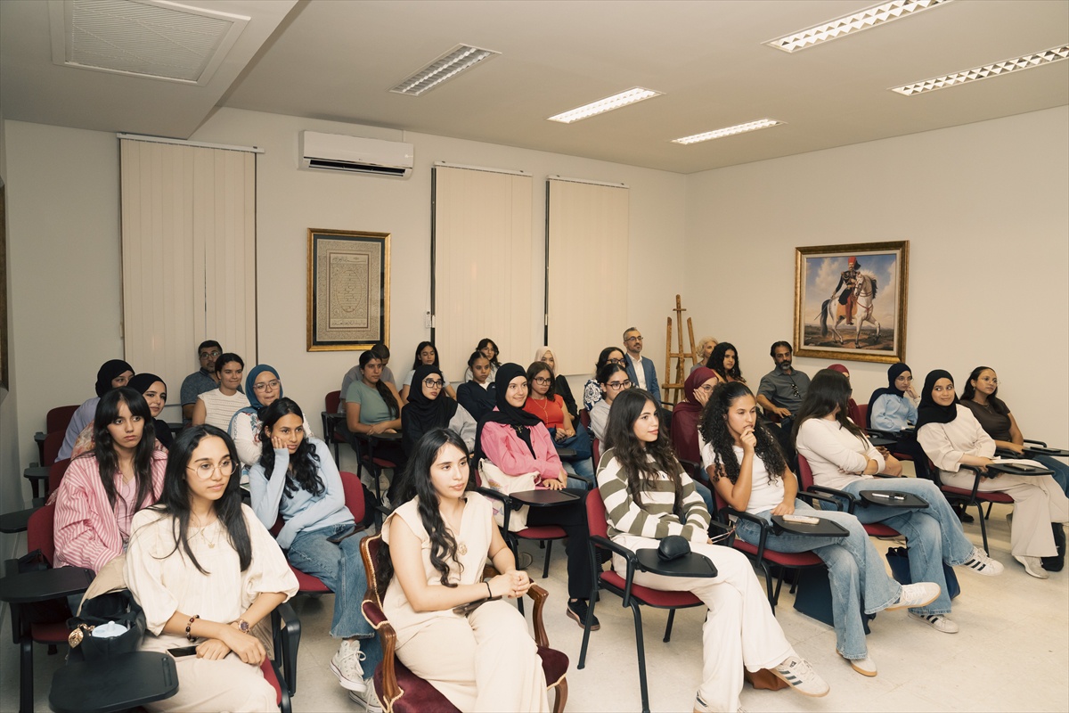 Tunus'ta Türk filmleri etkinliğinde yaklaşık 40 Tunuslu öğrenci Türkçe pratiği yaptı
