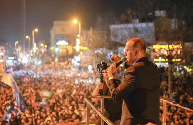 AK Parti'ye katılacağı iddia edilen Sancaktepe Belediye Başkanı Alper Yeğin'den açıklama